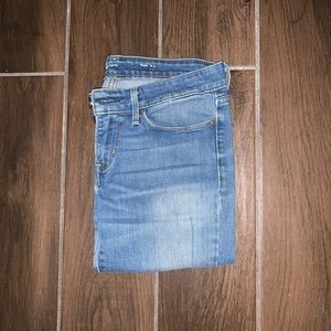 Levi’s women’s jeans size 27
